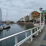 El Capricho - Lujo Y Confort En El Centro Con Parking Incluido アパート ヒホン