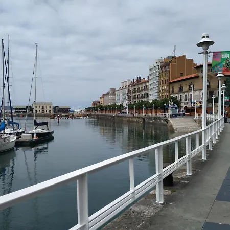 El Capricho - Lujo Y Confort En El Centro Con Parking Incluido Apartament Gijón