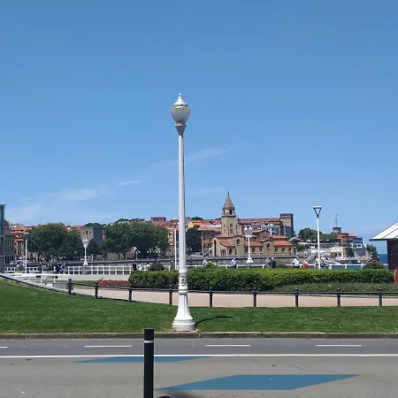 El Capricho Centro By Aptos Turisticos El Capricho Gijon Con Parking Incluido Apartment *