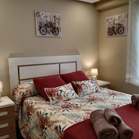 El Capricho - Lujo Y Confort En El Centro Con Parking Incluido Apartamento *