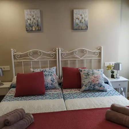 Apartamento El Capricho - Lujo Y Confort En El Centro Con Parking Incluido *